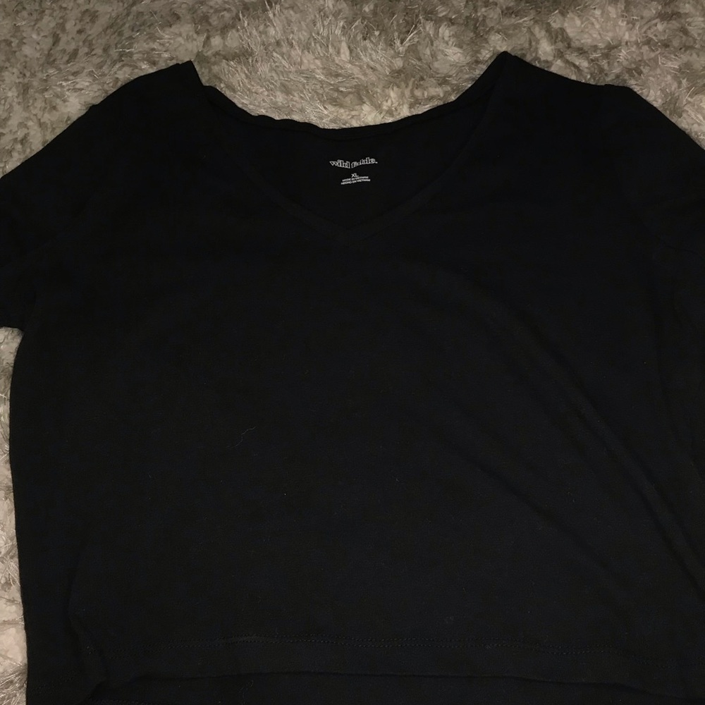 BASIC CROPPED TEE!!